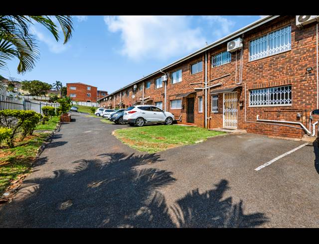 3 BEDROOM DUPLEX FOR SALE IN AUSTERVILLE
